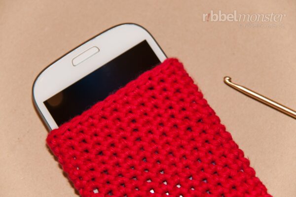 Crochet Simple Phone Case – Phone Sock – one colour