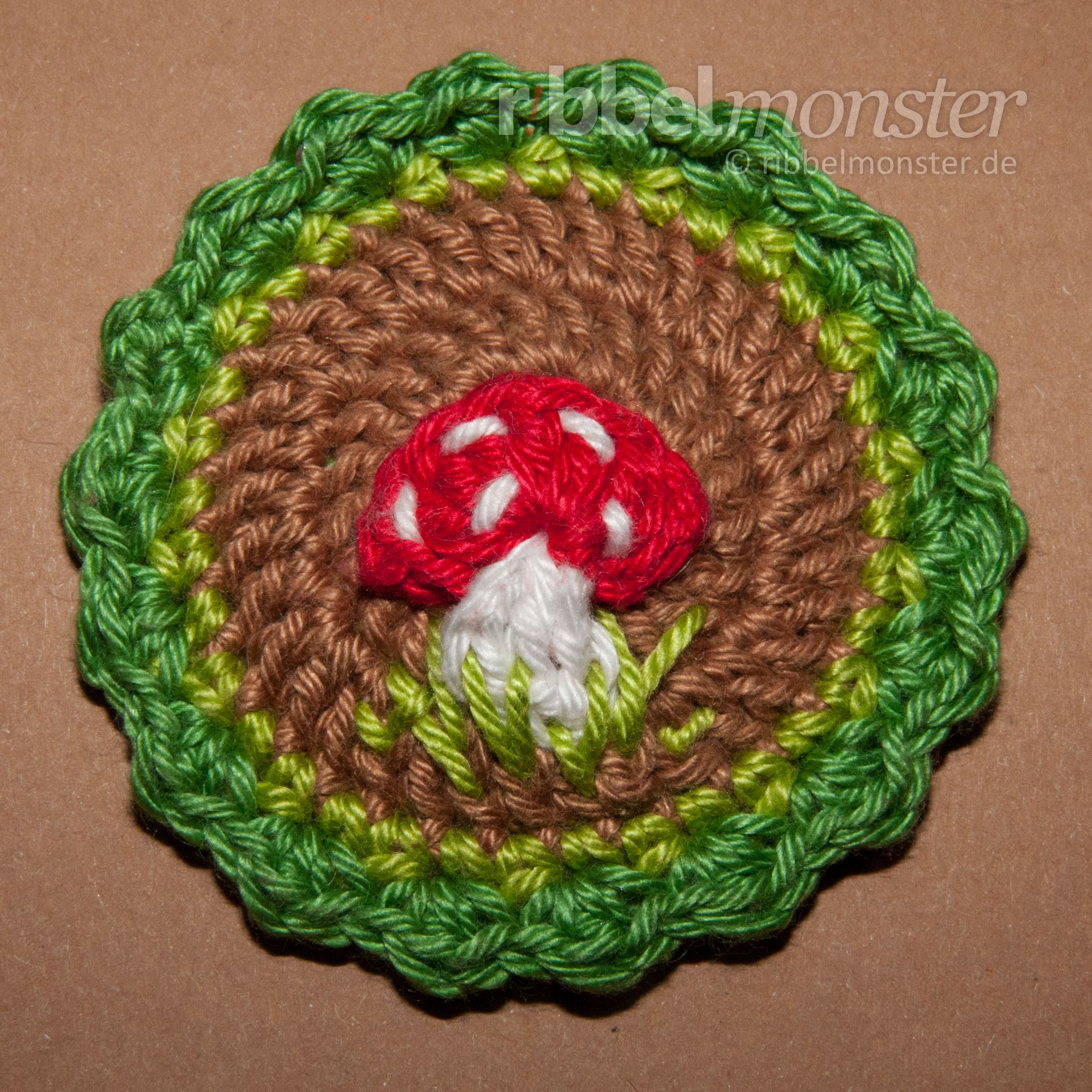 Crochet Button “Toadstool”