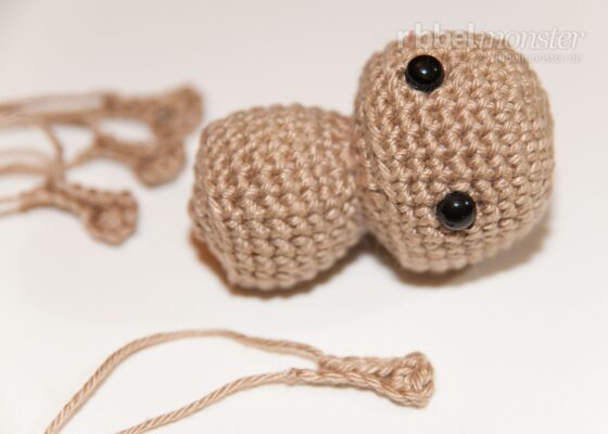 Amigurumi – Tie On Small Parts