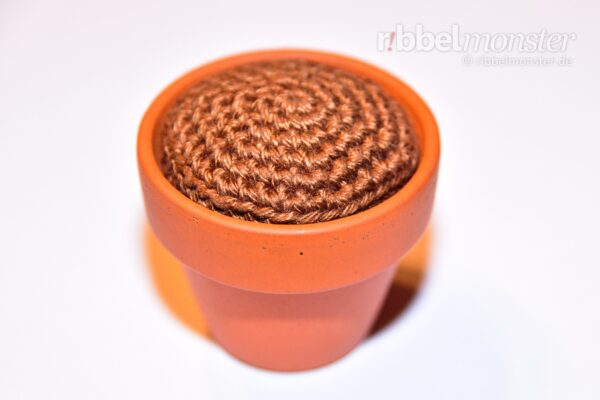 Amigurumi – Crochet Flowerpot Earth “Placke”