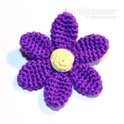 Amigurumi – Tinier Crochet Flower “Dulige”