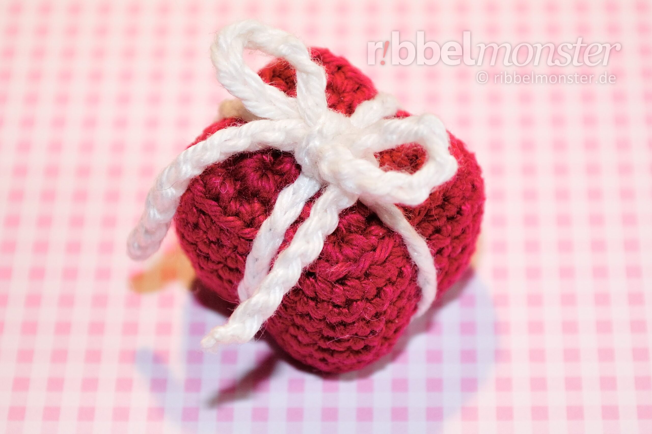 Amigurumi – Crochet Smaller Gift Package