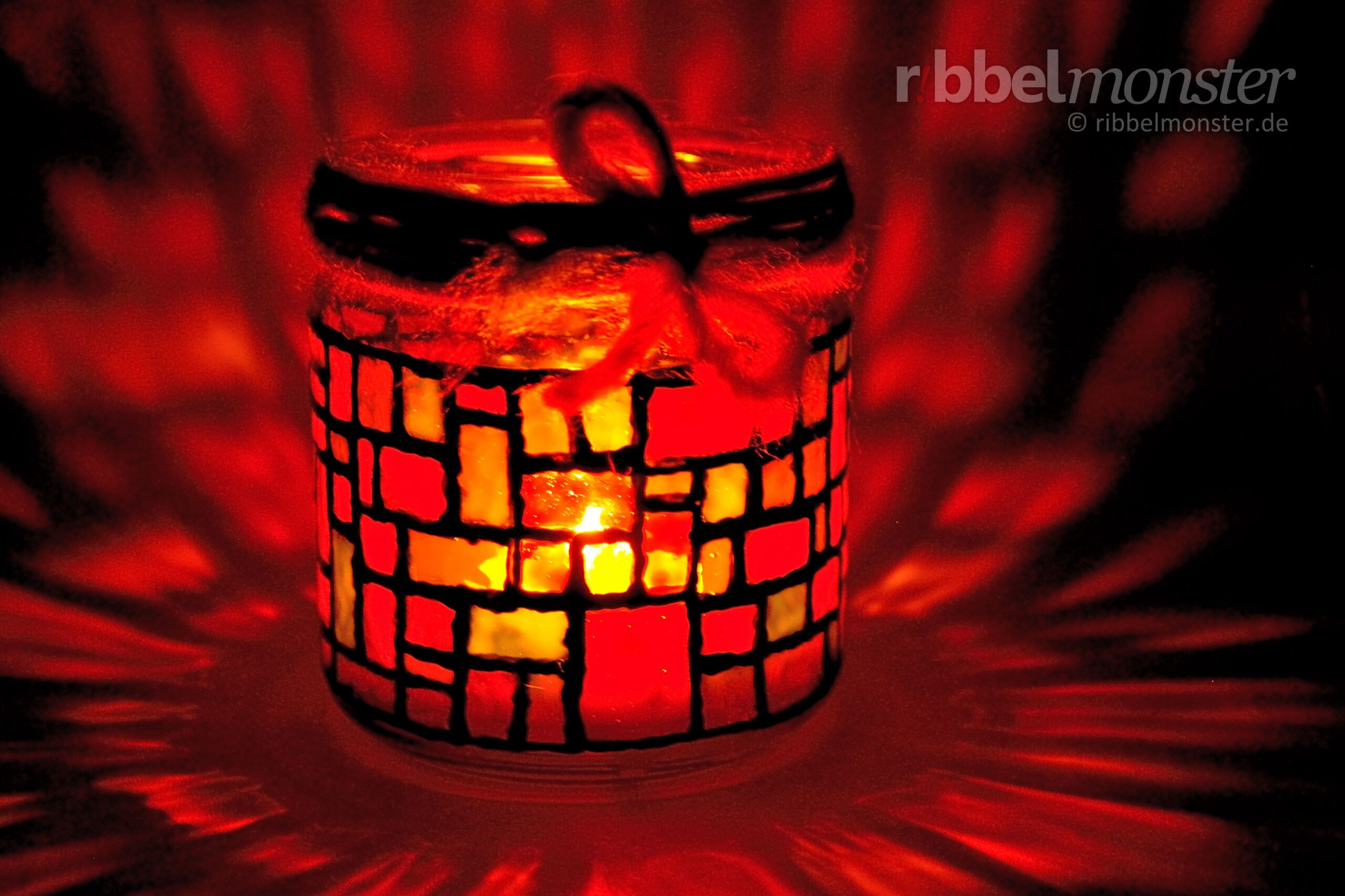 Tinker Christmas Mosaic Lantern