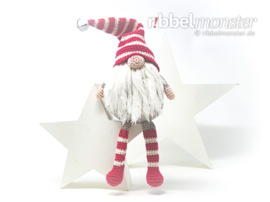 Amigurumi – Crochet Christmas Gnome “Terentius Tenuis”