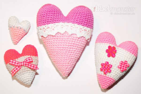 Amigurumi – Crochet Tilda hearts